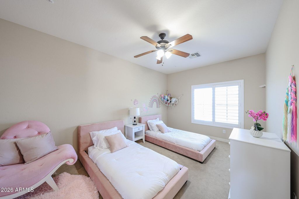 Image 52 of property listing at 27323 N COVERED WAGON Road, Phoenix, AZ 85085