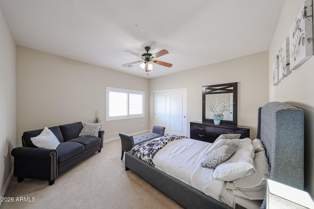 Image 54 of property listing at 27323 N COVERED WAGON Road, Phoenix, AZ 85085
