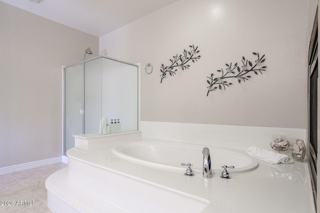 Image 68 of property listing at 27323 N COVERED WAGON Road, Phoenix, AZ 85085