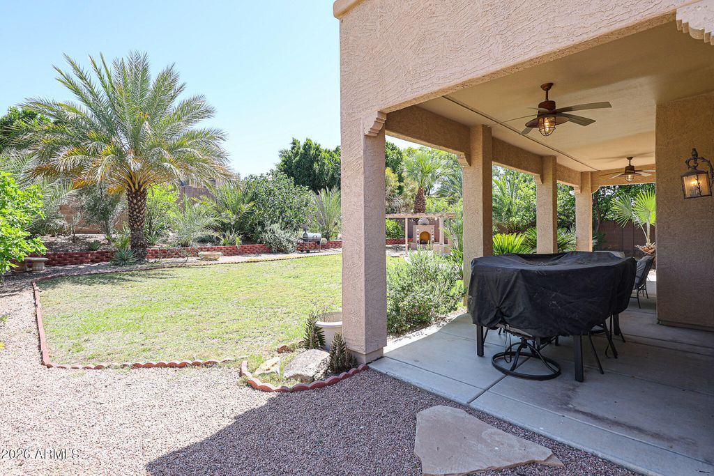 Image 93 of property listing at 27323 N COVERED WAGON Road, Phoenix, AZ 85085
