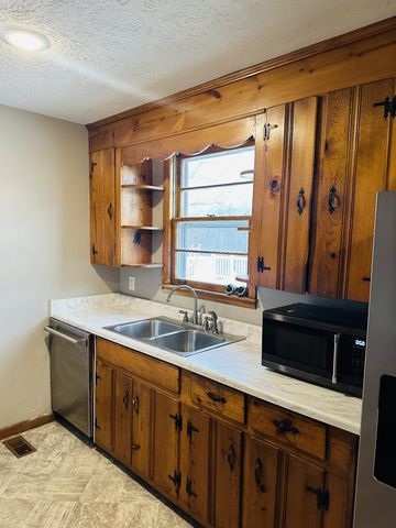 126 Peggy Ct, Goodlettsville, TN 37072