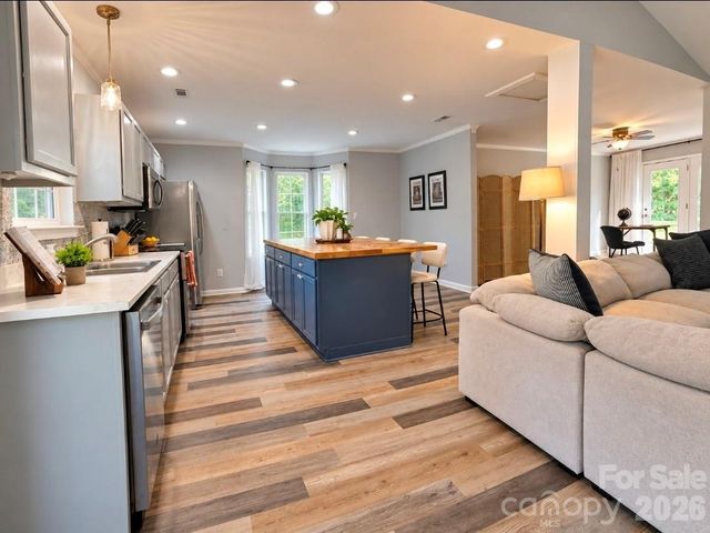 107 E Panther Creek Road, Troutman, NC 28166