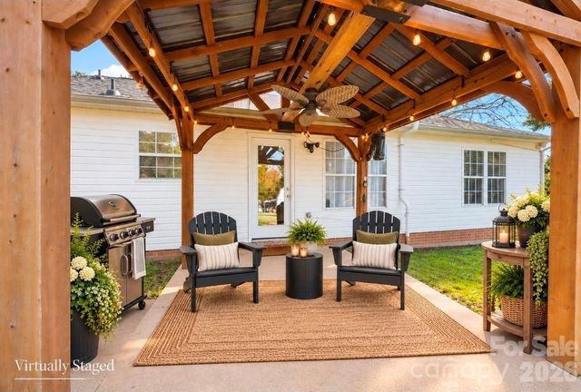 107 E Panther Creek Road, Troutman, NC 28166