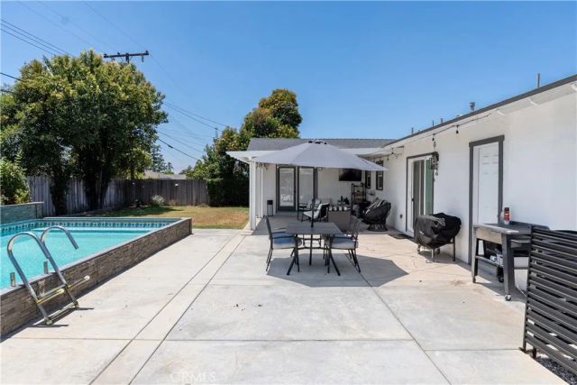 33825 Washington, Yucaipa, CA 92399