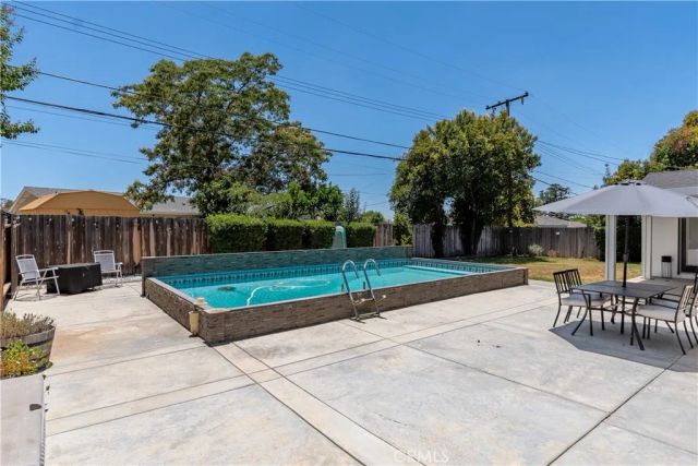 33825 Washington, Yucaipa, CA 92399