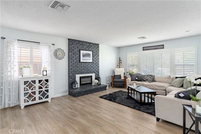 33825 Washington, Yucaipa, CA 92399