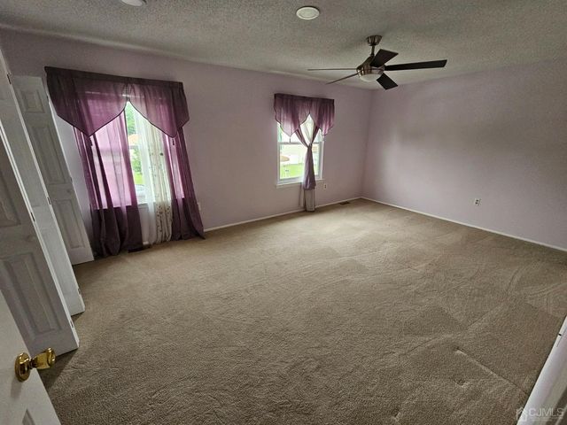 62 Rice Run, East Brunswick, NJ 08816