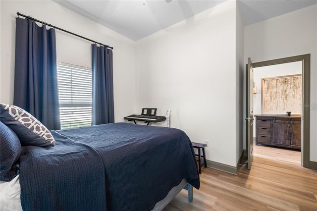 3604 W NORTH B STREET, Tampa, FL 33609