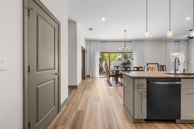 3604 W NORTH B STREET, Tampa, FL 33609