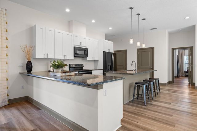 3604 W NORTH B STREET, Tampa, FL 33609