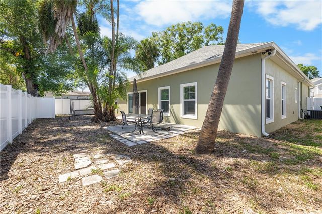 3604 W NORTH B STREET, Tampa, FL 33609