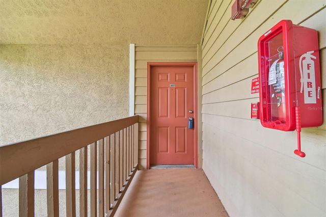 9481 HIGHLAND OAK DRIVE 1615, Tampa, FL 33647