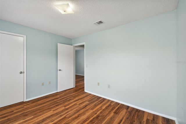 9481 HIGHLAND OAK DRIVE 1615, Tampa, FL 33647