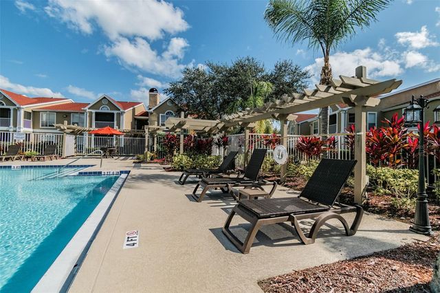 9481 HIGHLAND OAK DRIVE 1615, Tampa, FL 33647