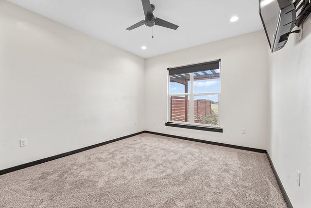 13913 E County Rd 115, Midland, TX 79706