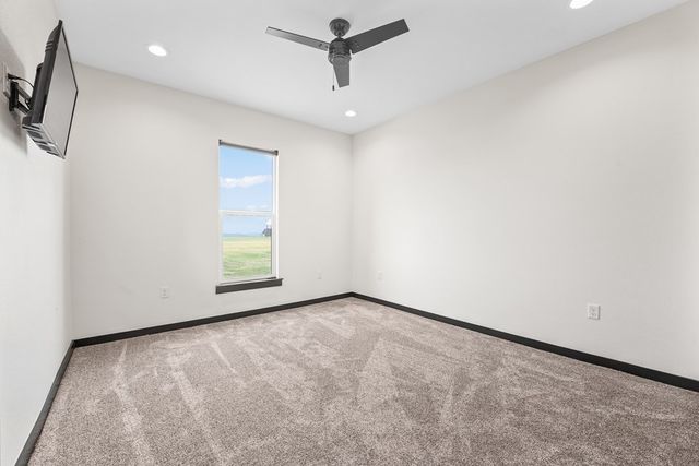 13913 E County Rd 115, Midland, TX 79706