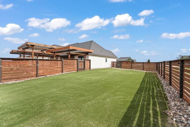 13913 E County Rd 115, Midland, TX 79706