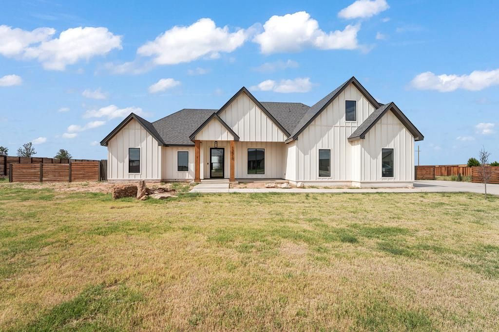 13913 E County Rd 115, Midland, TX 79706