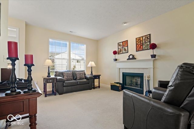 17 English Green, Westfield, IN 46074