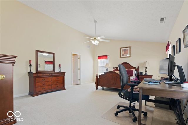17 English Green, Westfield, IN 46074