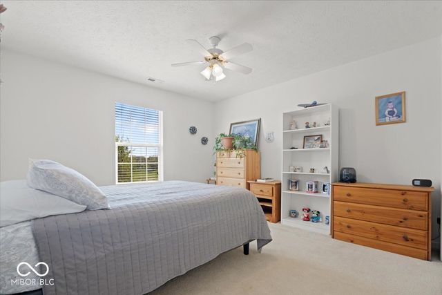 17 English Green, Westfield, IN 46074