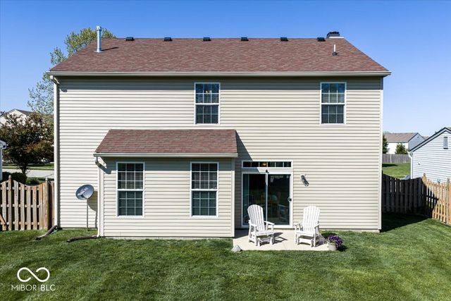 17 English Green, Westfield, IN 46074