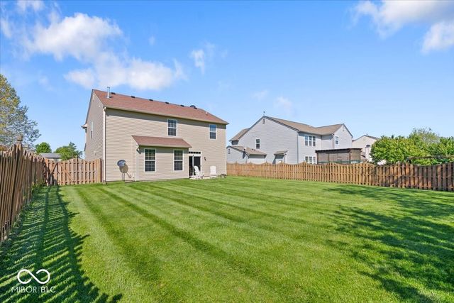 17 English Green, Westfield, IN 46074