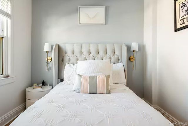 151-05 20th Road 20th, Whitestone, NY 11357