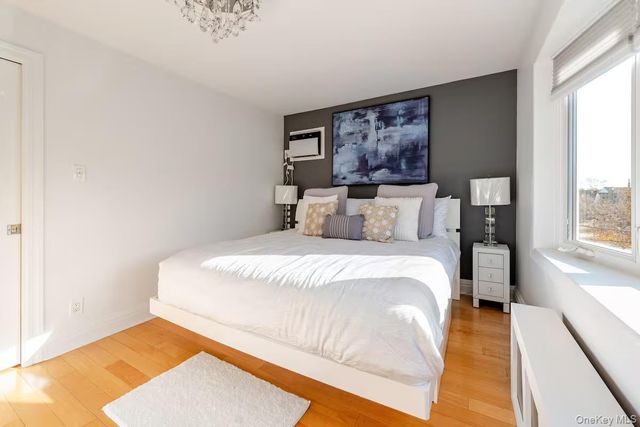 151-05 20th Road 20th, Whitestone, NY 11357