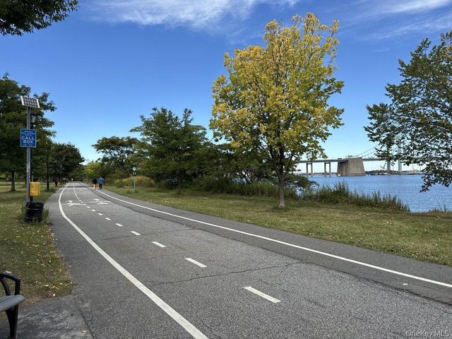 151-05 20th Road 20th, Whitestone, NY 11357