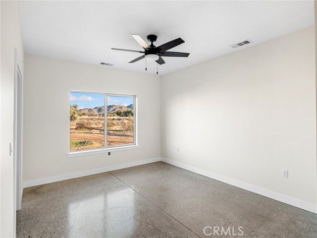 16173 Pela Road, Apple Valley, CA 92307