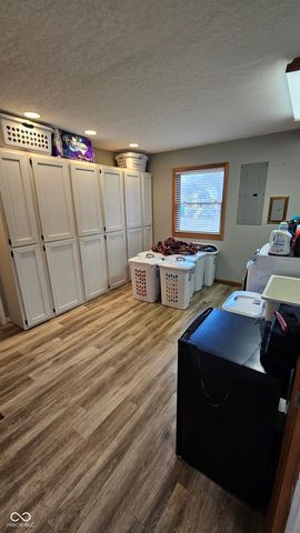 716 Allen Drive, Sweetser, IN 46987