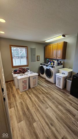 716 Allen Drive, Sweetser, IN 46987