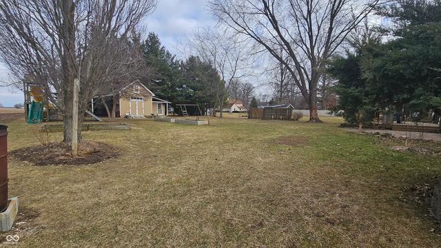 716 Allen Drive, Sweetser, IN 46987