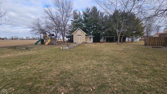 716 Allen Drive, Sweetser, IN 46987