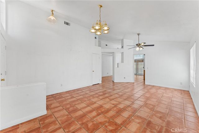 5546 Laurel Avenue, Palmdale, CA 93552