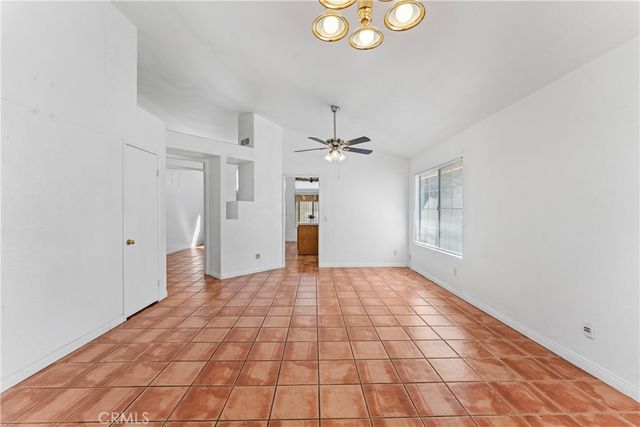 5546 Laurel Avenue, Palmdale, CA 93552