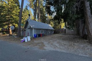 22901 Fir, Crestline, CA 92325