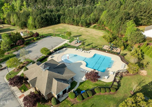 110 Foxborough Lane, Durham, NC 27703