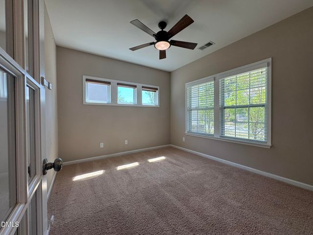 110 Foxborough Lane, Durham, NC 27703
