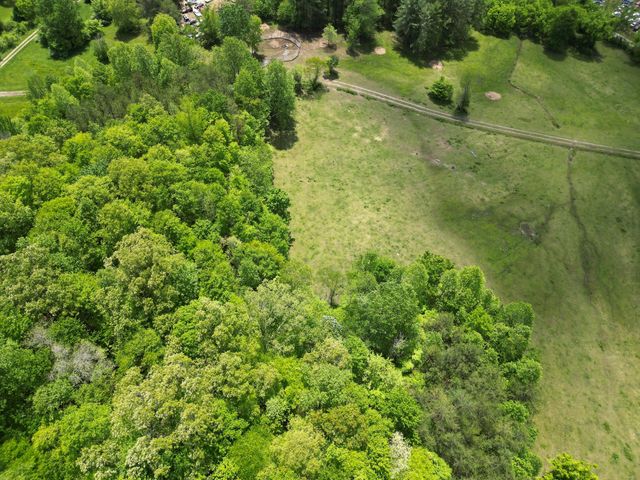 1111 Morris Lane, Heidrick, KY 40949