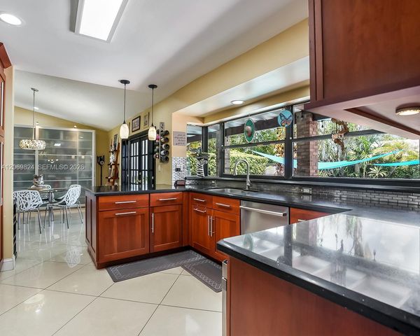 11723 SW 95th Terrace, Miami, FL 33186