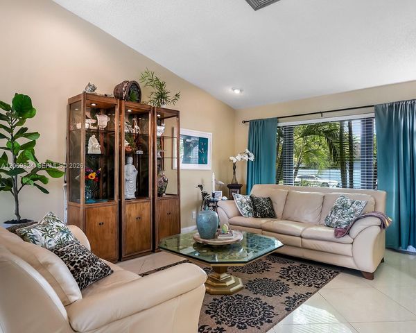 11723 SW 95th Terrace, Miami, FL 33186