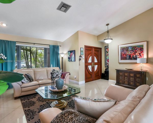 11723 SW 95th Terrace, Miami, FL 33186