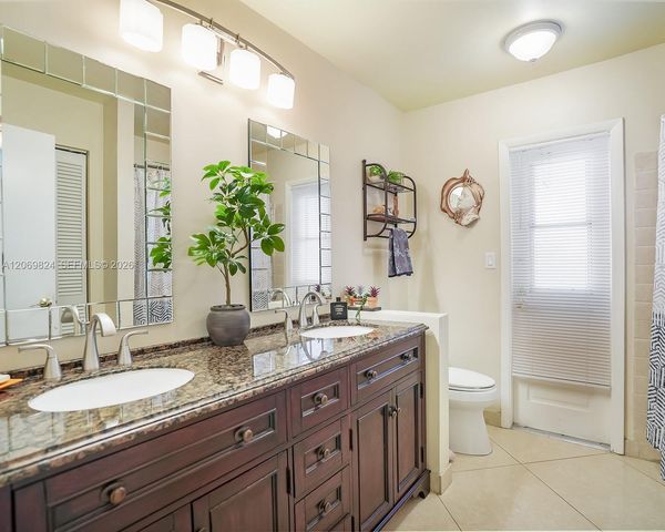 11723 SW 95th Terrace, Miami, FL 33186