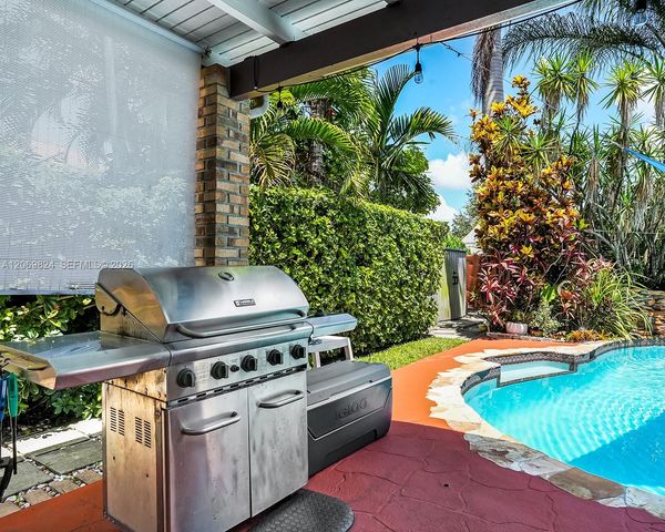 11723 SW 95th Terrace, Miami, FL 33186