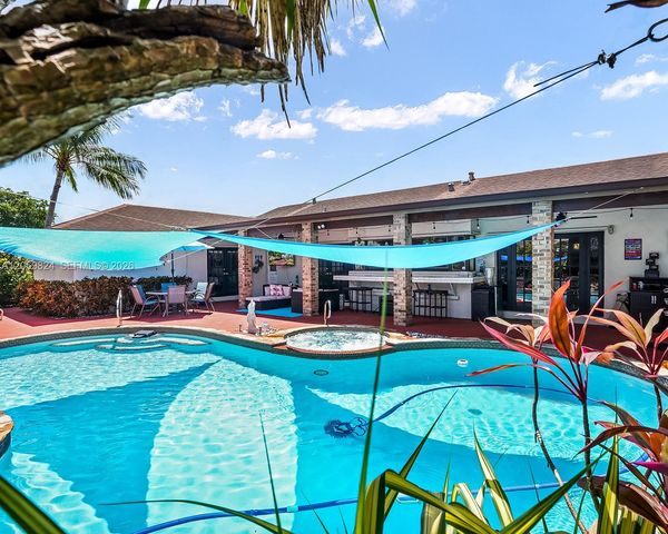 11723 SW 95th Terrace, Miami, FL 33186
