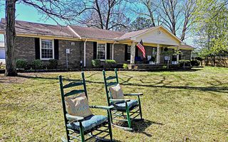 100 April Ln, Shelbyville, TN 37160