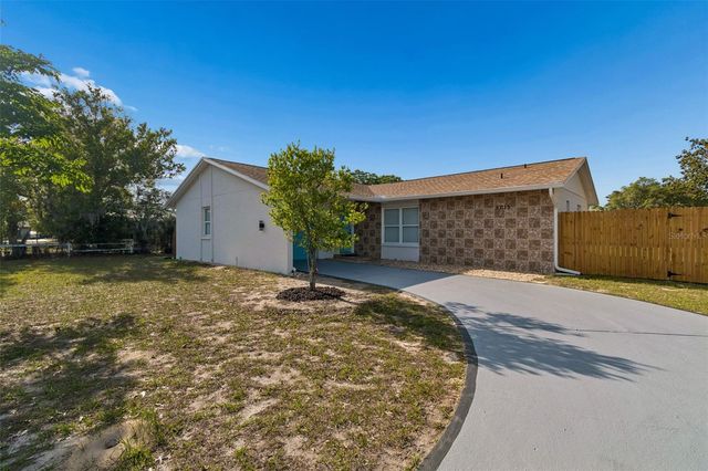 9015 FOREST OAKS BOULEVARD, Spring Hill, FL 34606