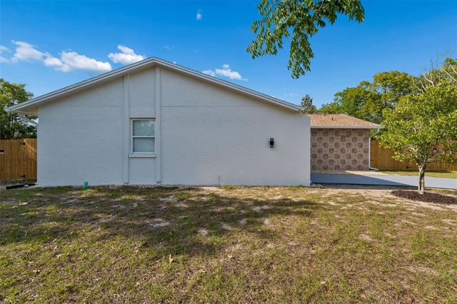 9015 FOREST OAKS BOULEVARD, Spring Hill, FL 34606